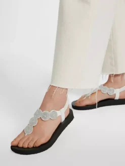 Skechers Witte Sandaal Steentjes -Skechers Winkel 2173469 H10