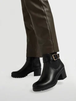 Zwarte Enkellaars Siergesp 11 Zwarte Enkellaars Siergesp -Skechers Winkel 2223142 H10